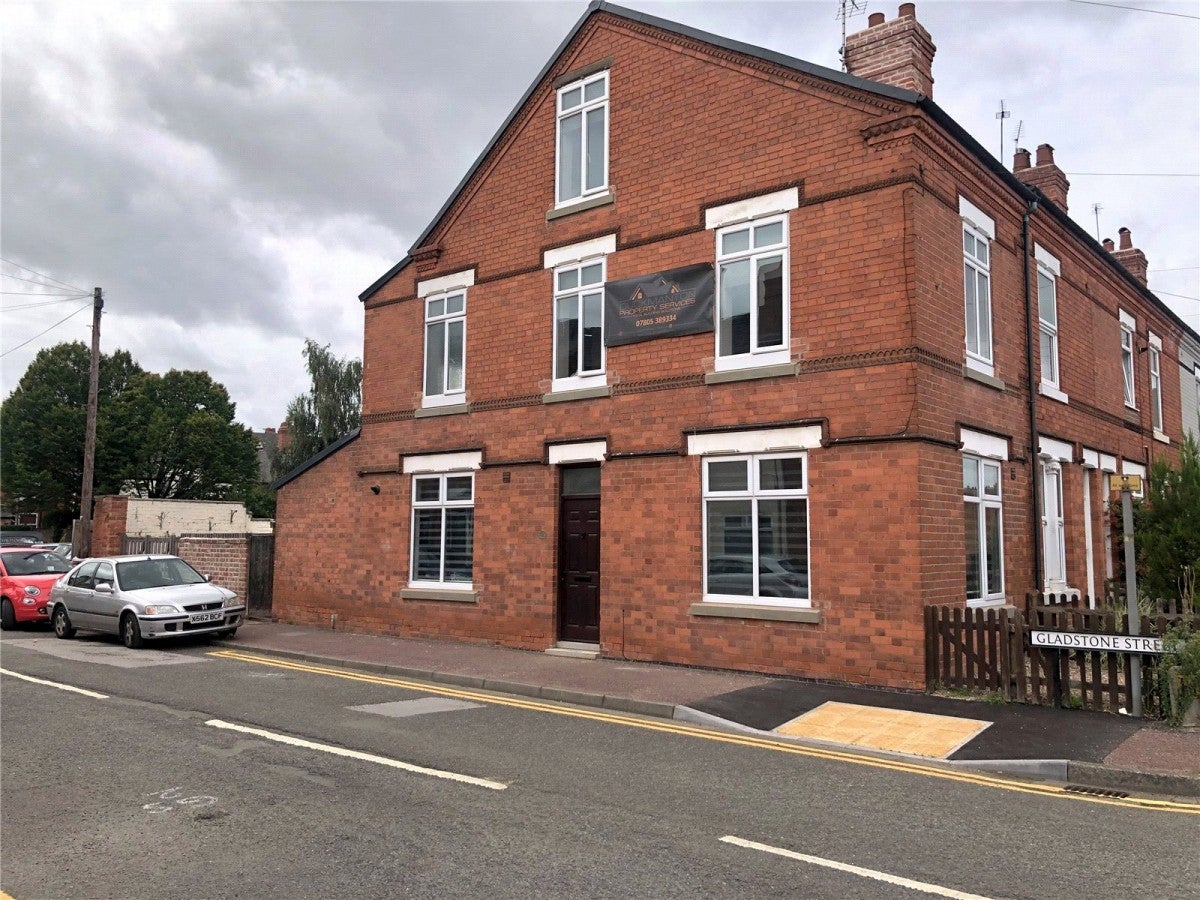 Room Chilwell Road in Nottingham