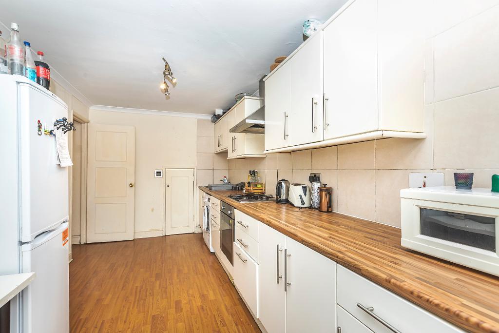 Flat Ackroyd Drive in Greater London
