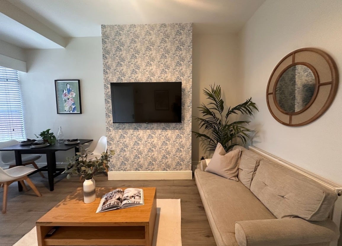 Flat Newland Avenue in Hull