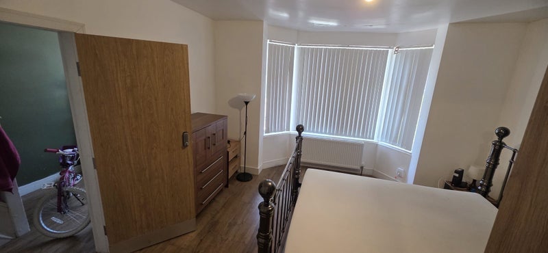 Room Harefield Road in Coventry