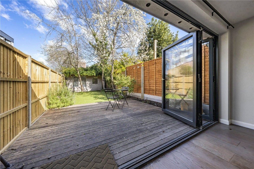 House Barchard Street in Greater London