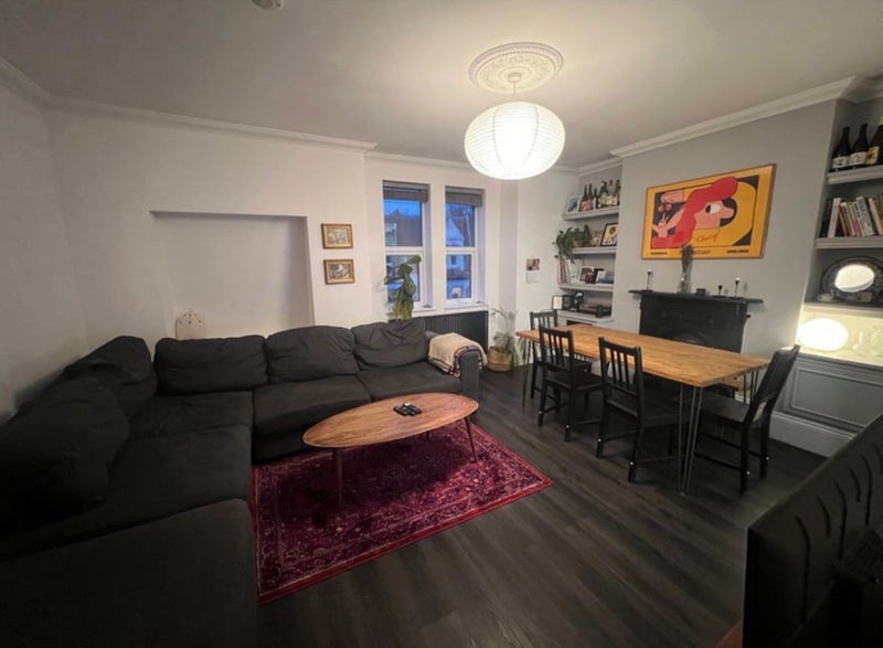 Room Carysfort Road in Greater London