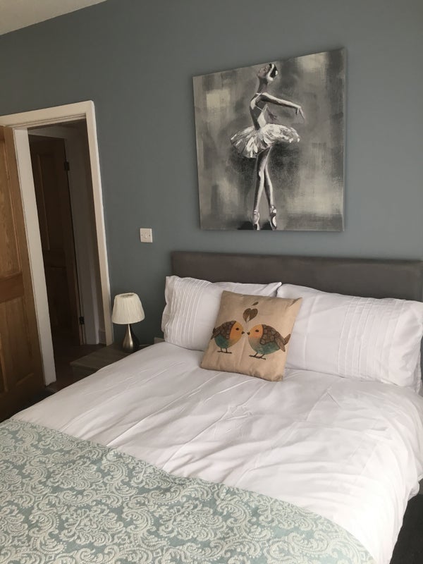 Room Pendlebury Road in Salford