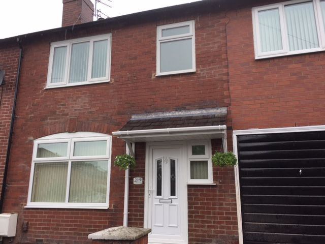 Room Pendlebury Road in Salford