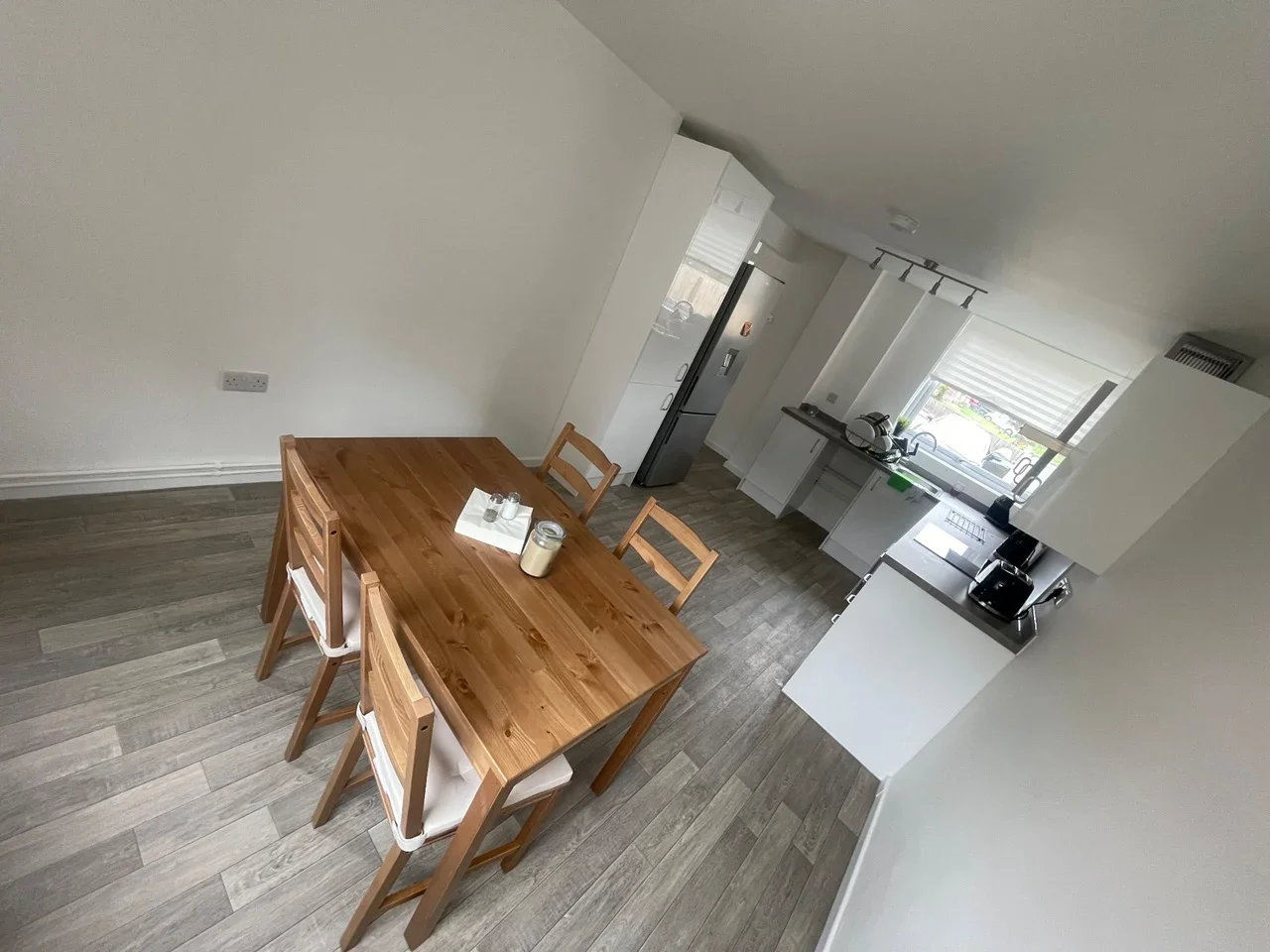 Room Royal Sovereign Avenue in Gillingham