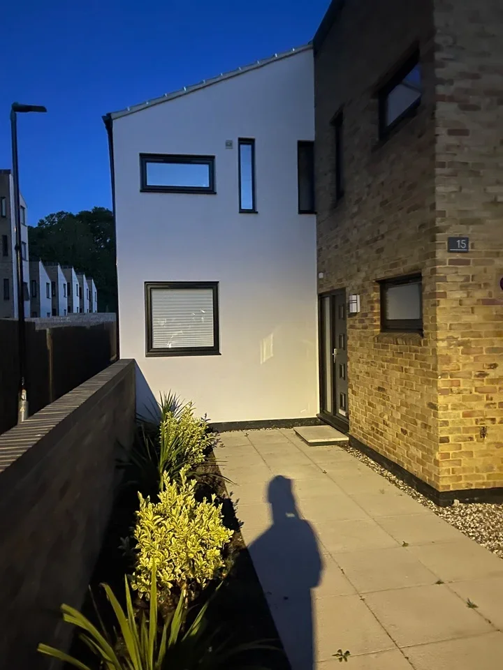 Room Royal Sovereign Avenue in Gillingham