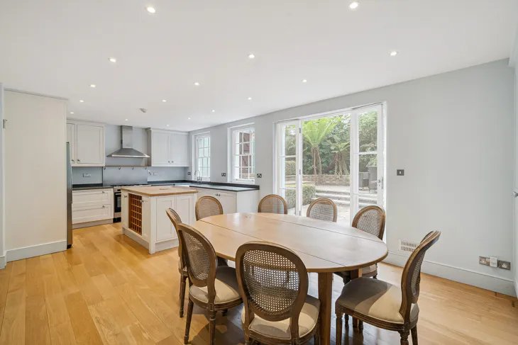 House Addison Avenue in Greater London