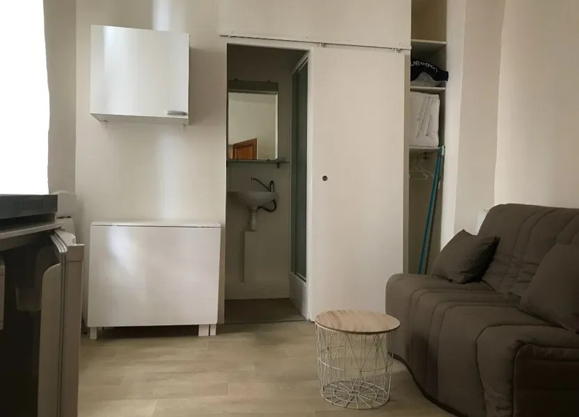 Flat Rue Saint-Antoine in Nîmes