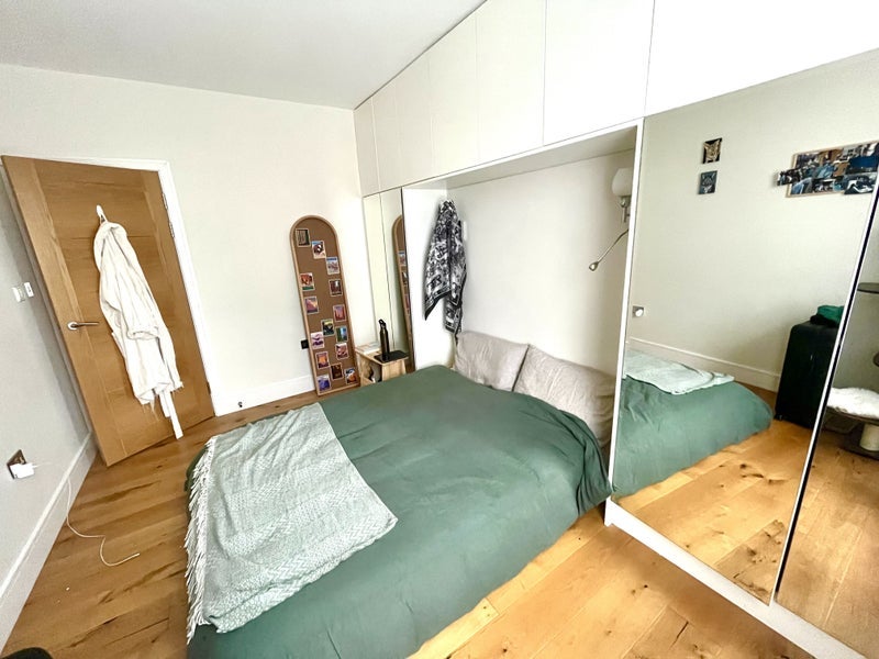Room Lady Margaret Road in Greater London