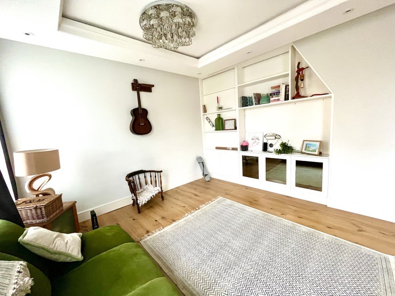 Room Lady Margaret Road in Greater London