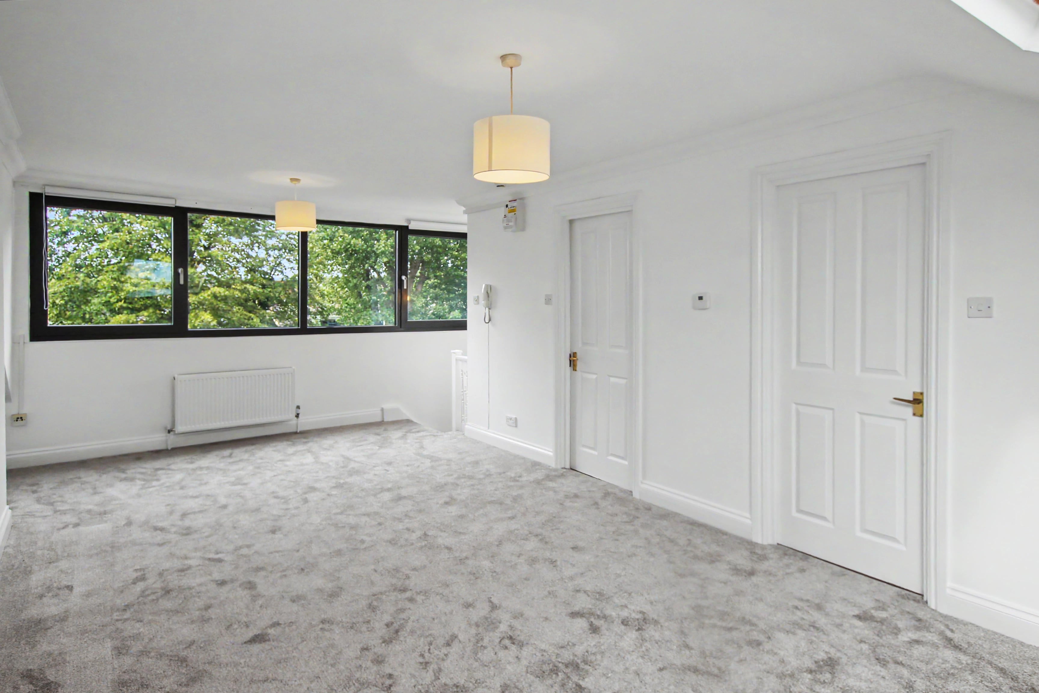 Flat Brecknock Road in Greater London