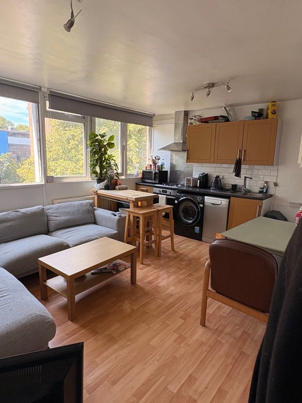 Room Smedley Street in Greater London