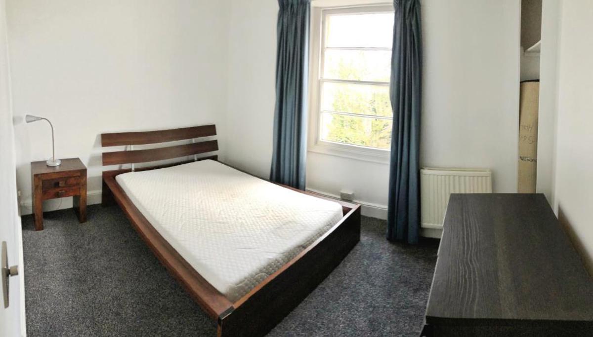 Flat Redland Road in Bristol