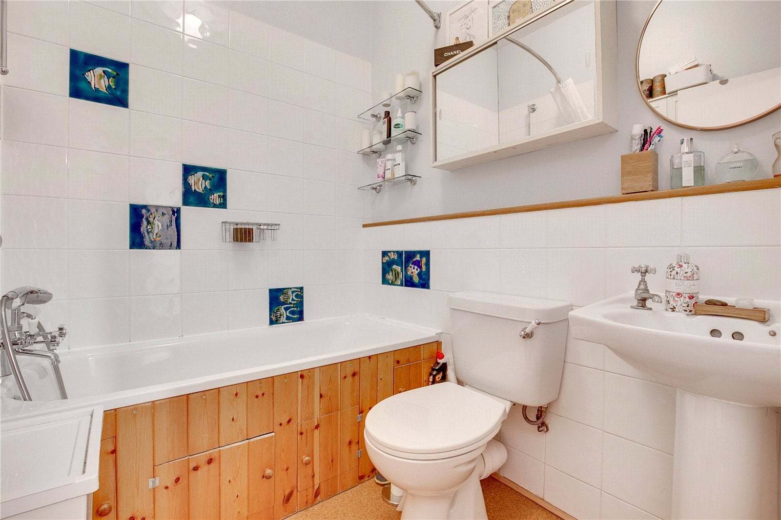 Flat Westbourne Park Road in Greater London