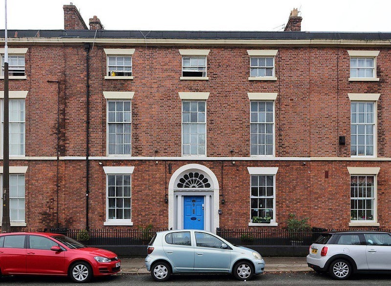 Room Lytton Street in Liverpool