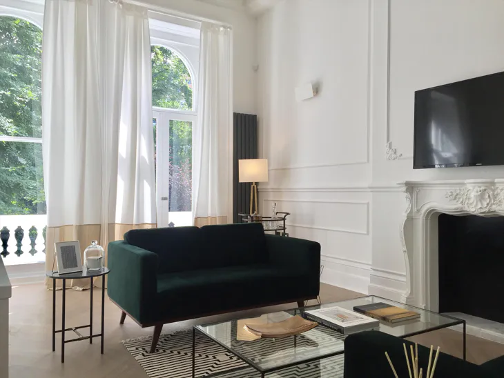 Flat Cornwall Gardens in Greater London