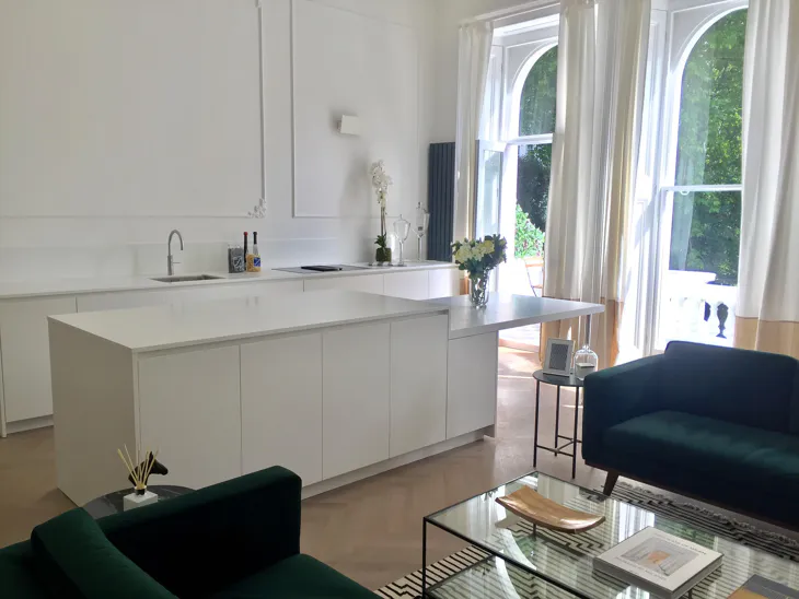 Flat Cornwall Gardens in Greater London