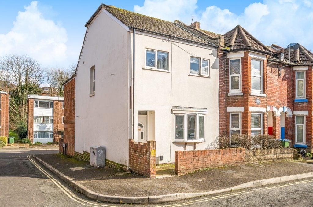 House Thackeray Road in Southampton
