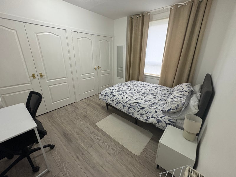 Room Sunart Road in Glasgow