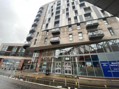 Flat Cook Street in Salford