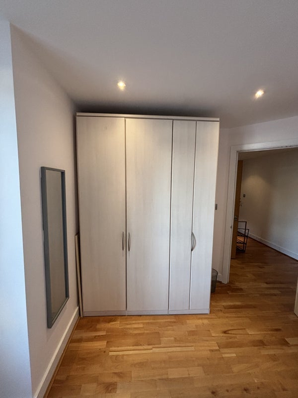 Room Clapham High Street in Greater London