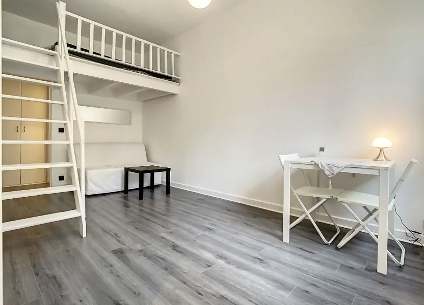 Flat Rue du Maréchal Leclerc in Saint-Maurice