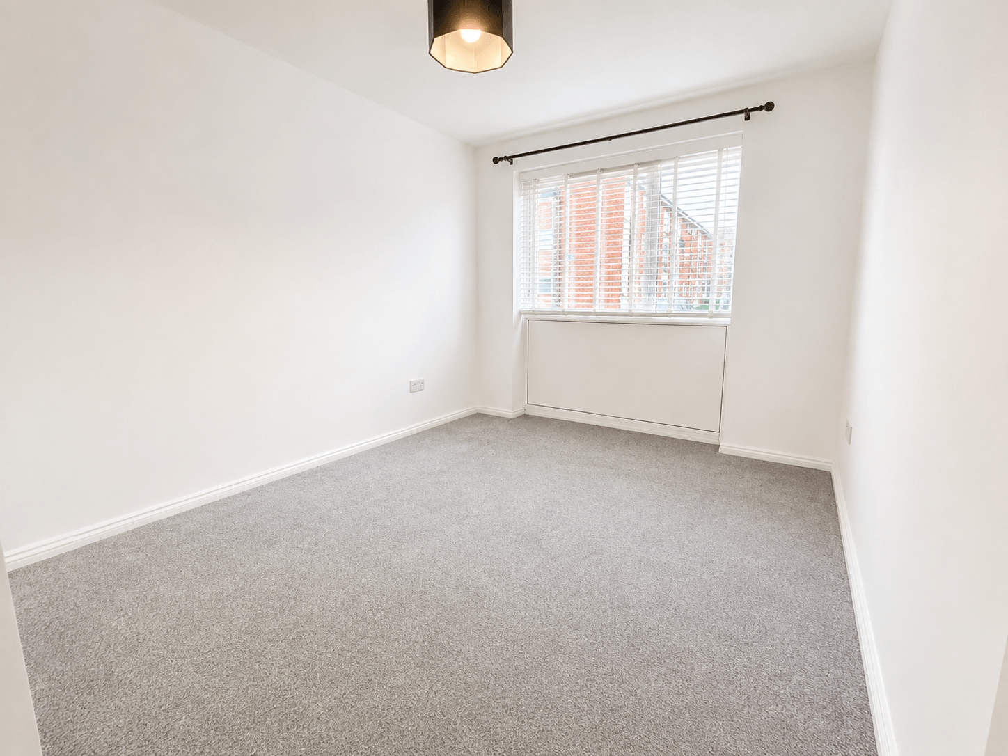 Flat Rembrandt Grove in Chelmsford
