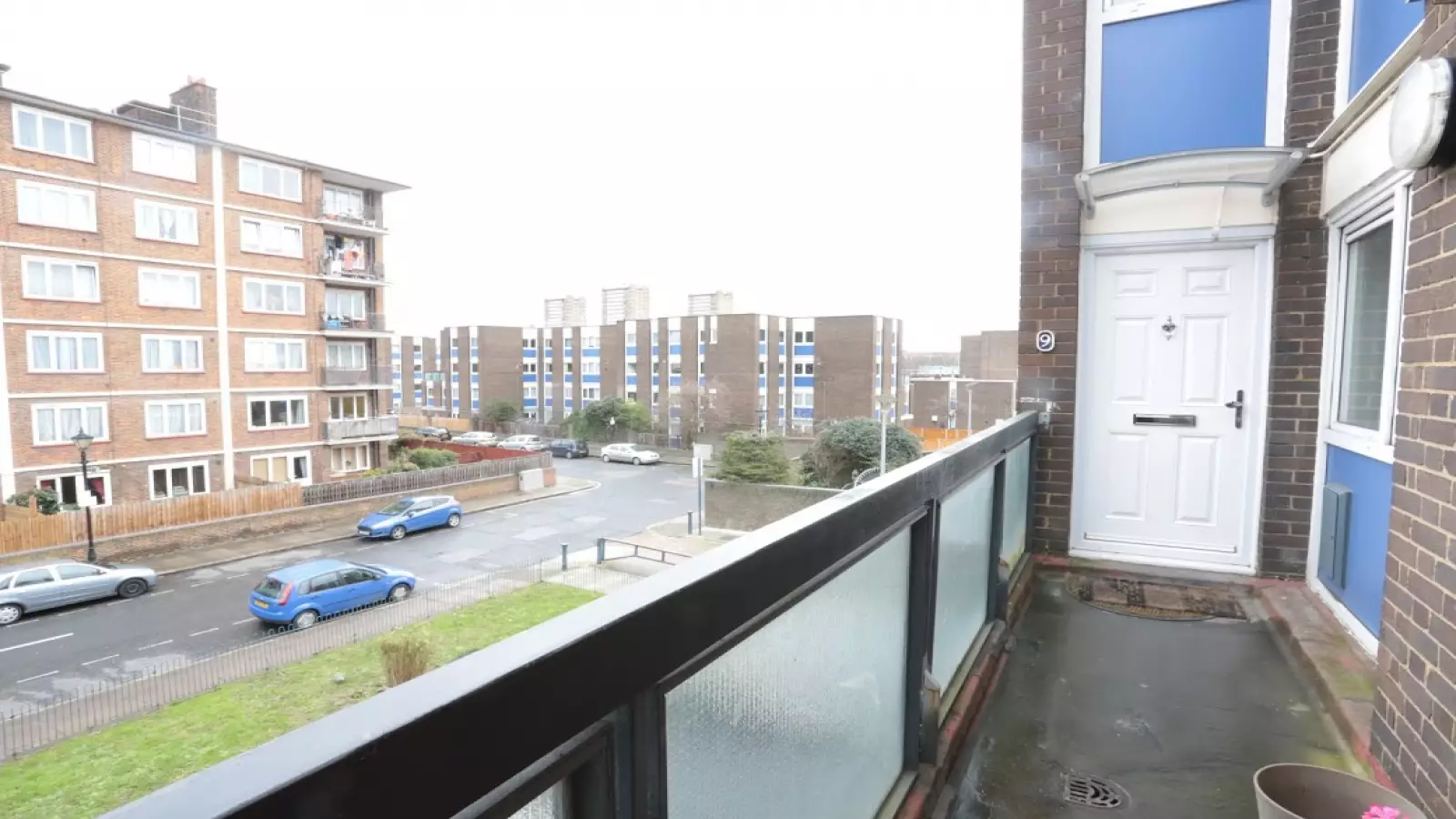 Room Gernon Road in Greater London
