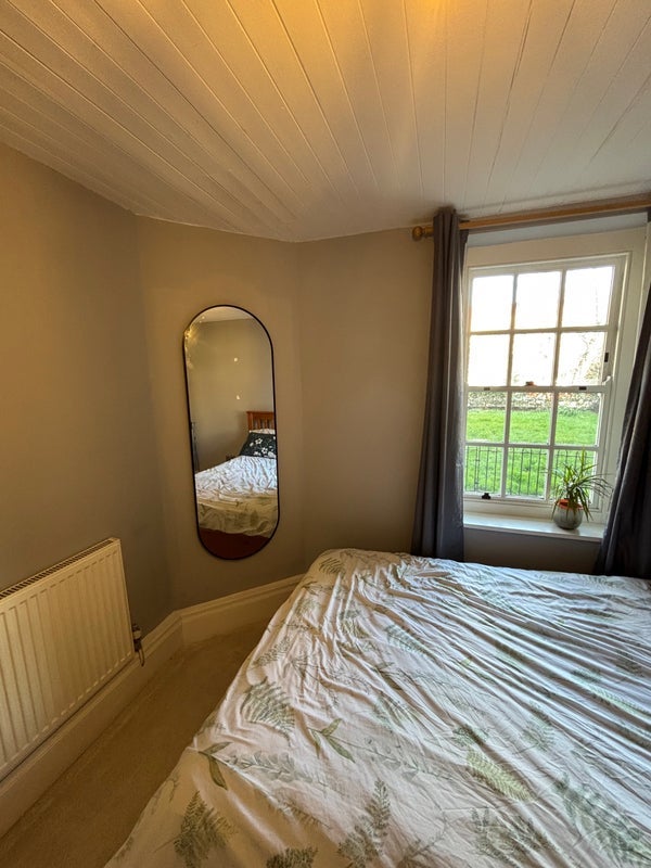 Room Wandsworth Road in Greater London