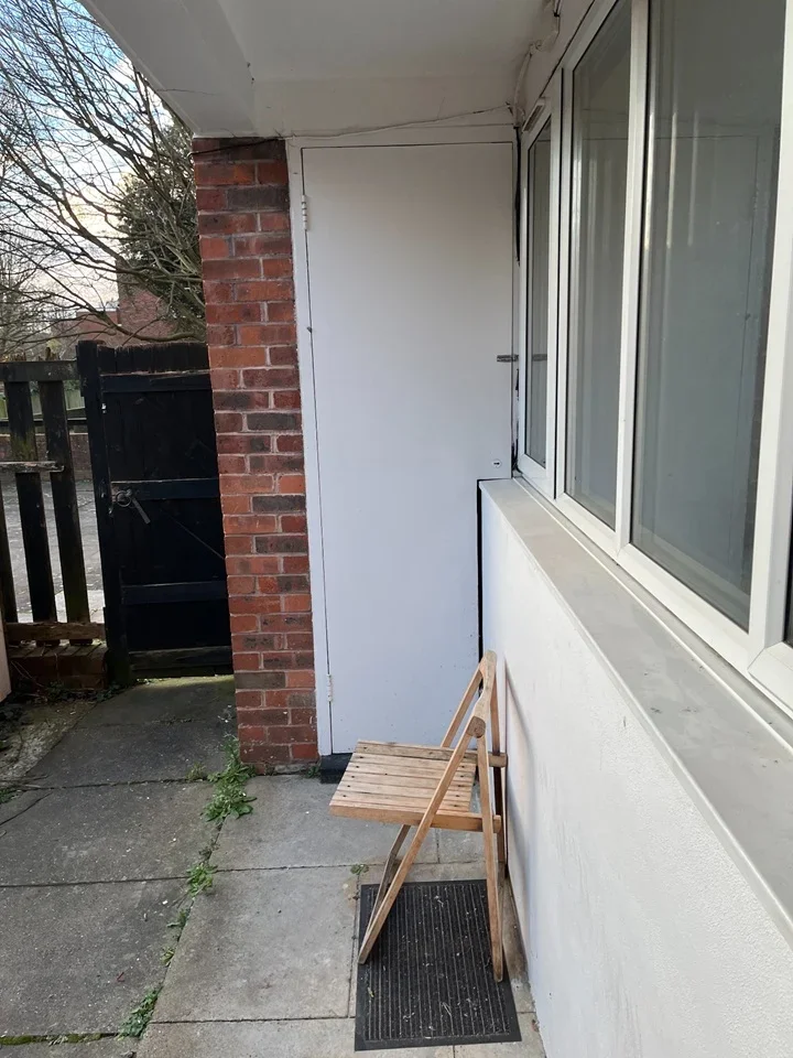 Flat Alton Road in Greater London