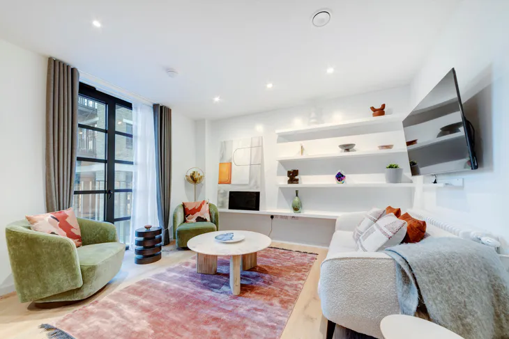 House Orchard Place in Greater London