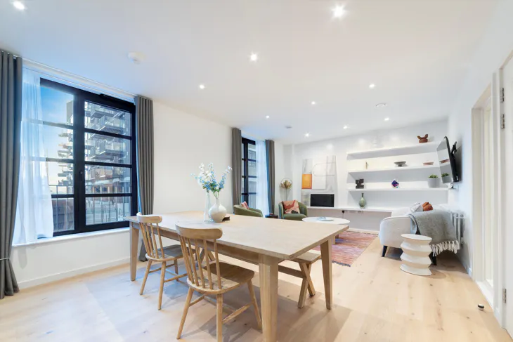House Orchard Place in Greater London