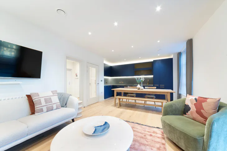 House Orchard Place in Greater London
