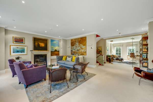 House Esher Park Avenue in Elmbridge