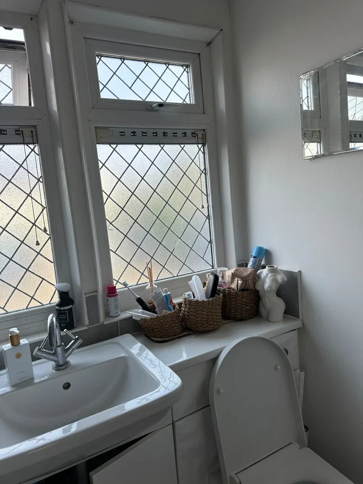 Room Thistle Road in Gravesham