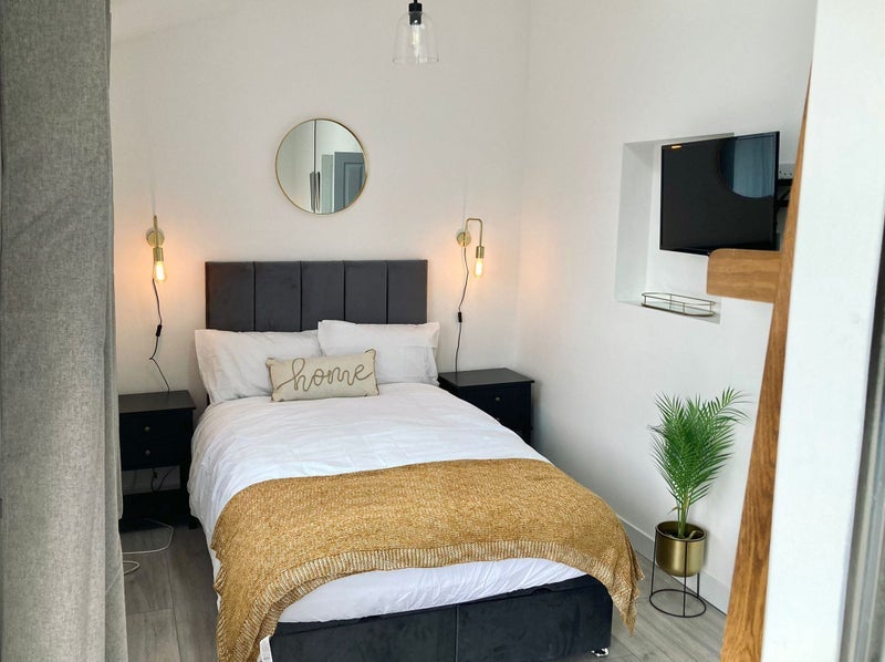 Room Albion Street in Telford