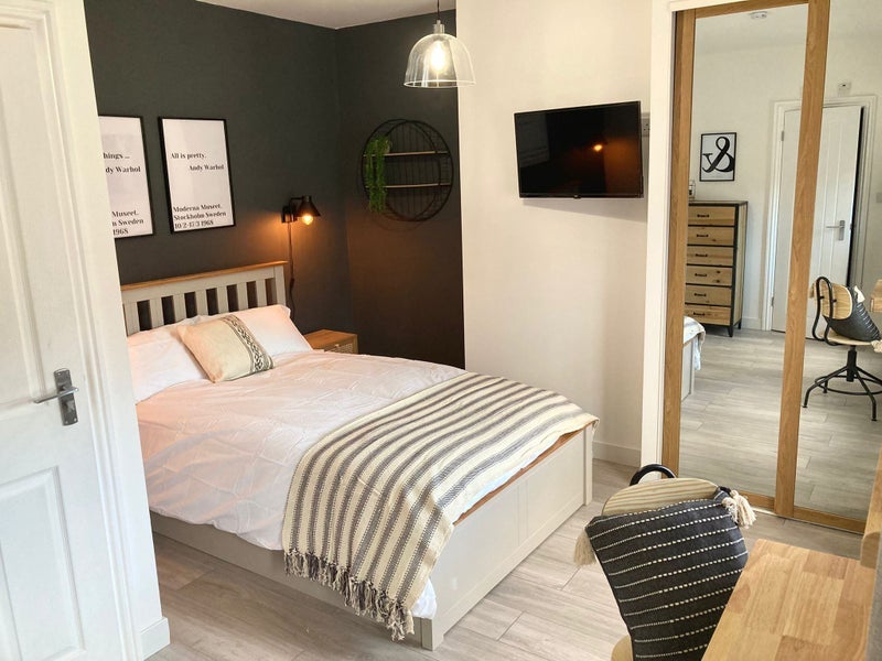 Room Albion Street in Telford