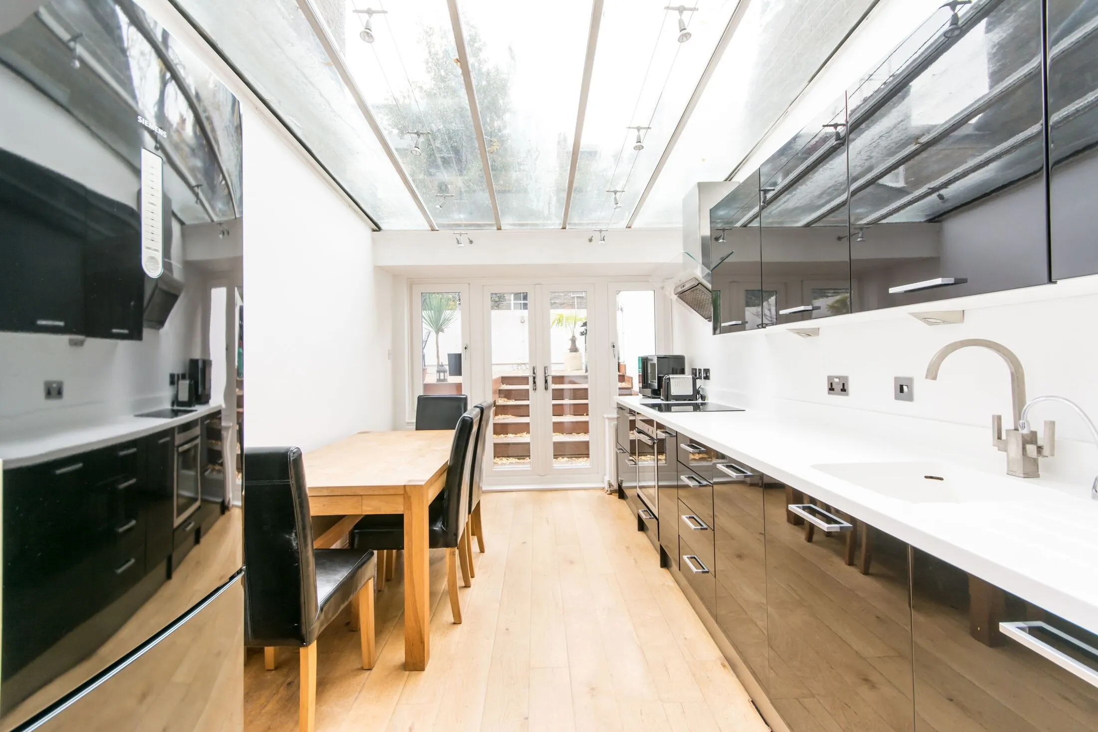 Flat Gunterstone Road in Greater London
