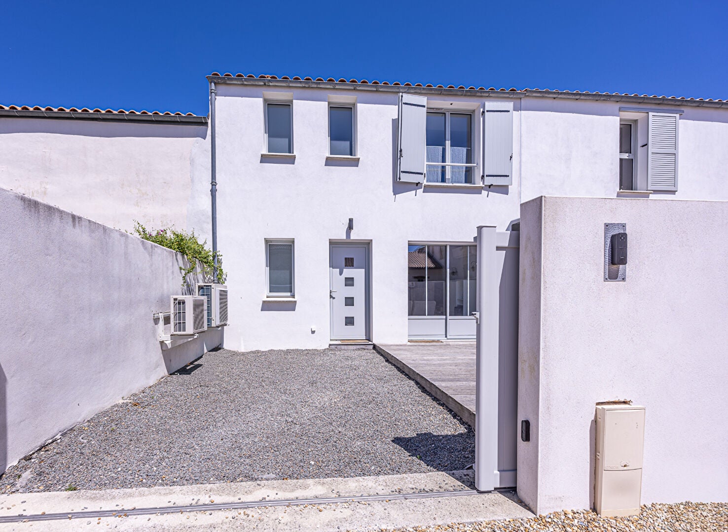 House Rue Henri Moissan in Lagord