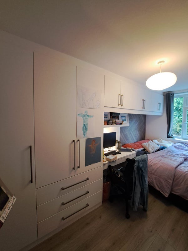 Room Whitton Walk in Greater London