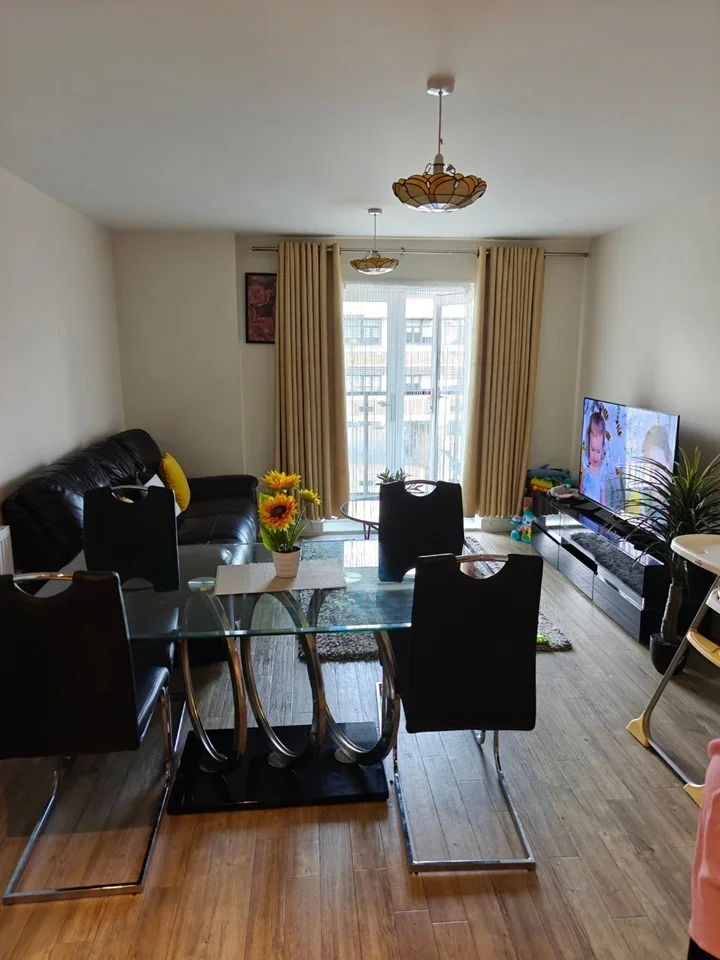 Room Fleming Place in Bracknell