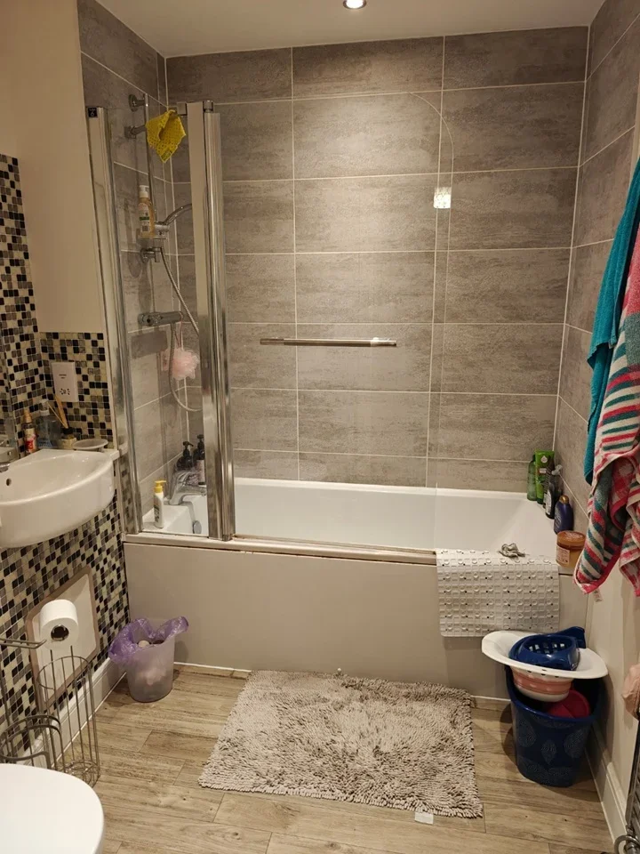 Room Fleming Place in Bracknell