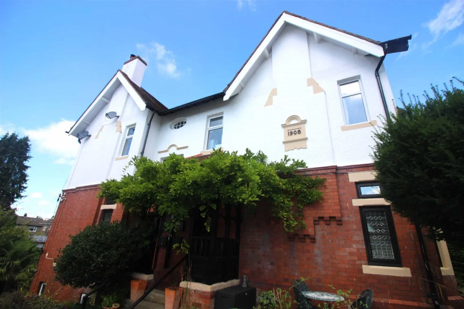 Flat Palace Road in Cardiff