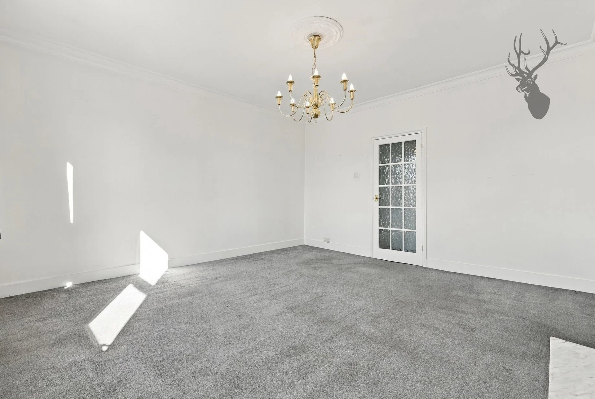 Flat Court Yard in Greater London