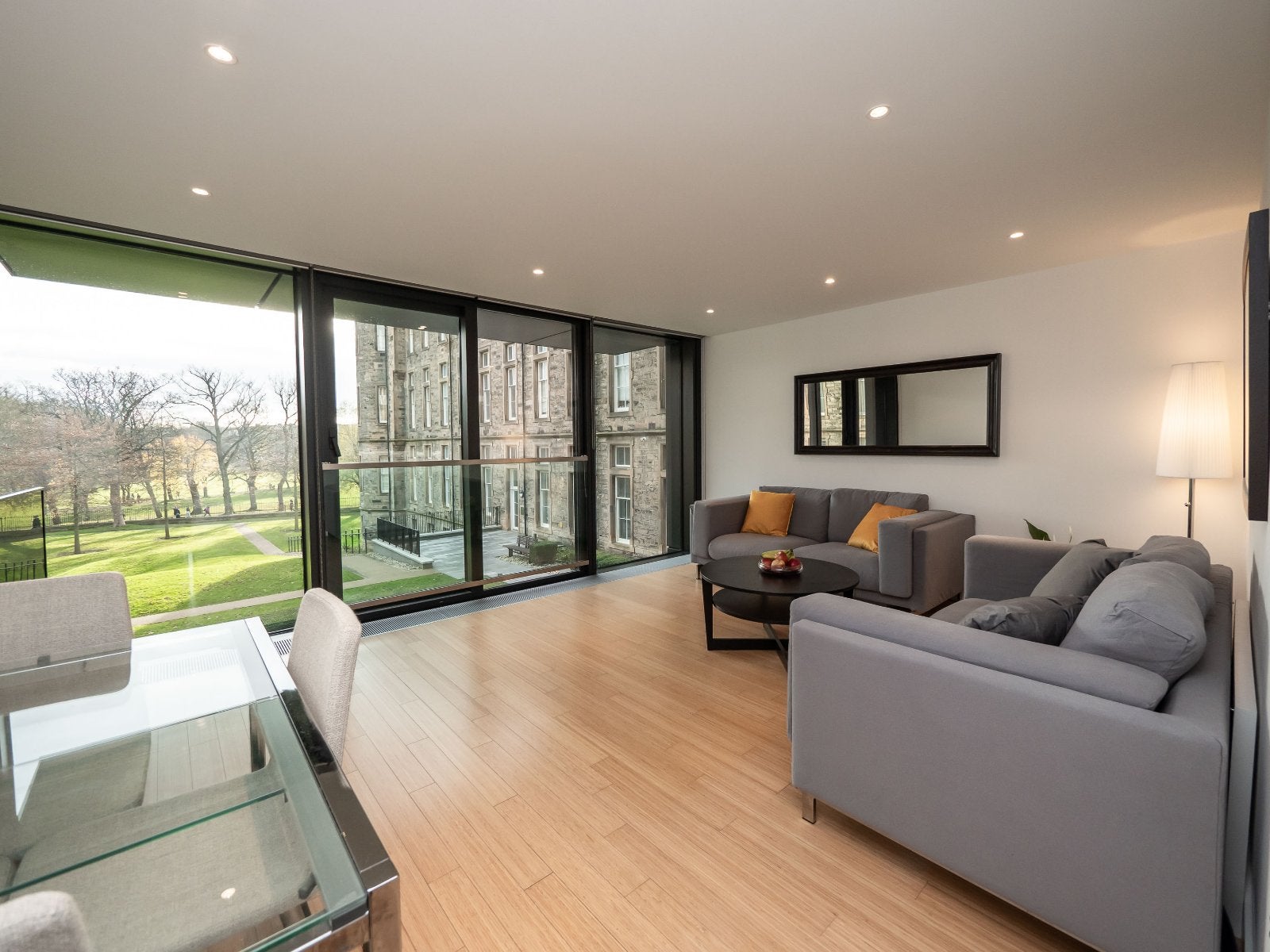 Flat Simpson Loan in City of Edinburgh