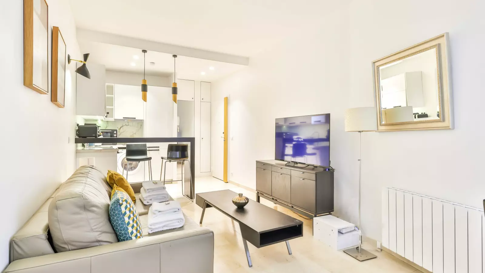Appartement Place Victor Hugo à Paris