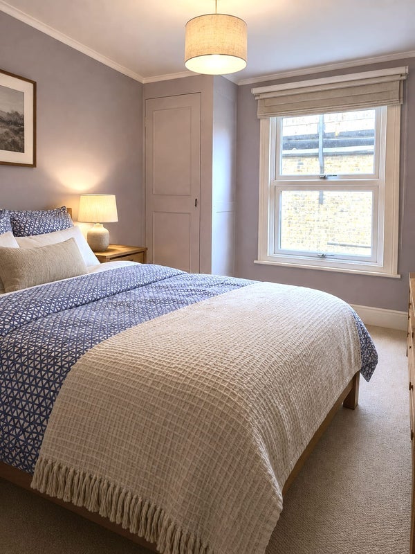 Flat Hemberton Road in Greater London
