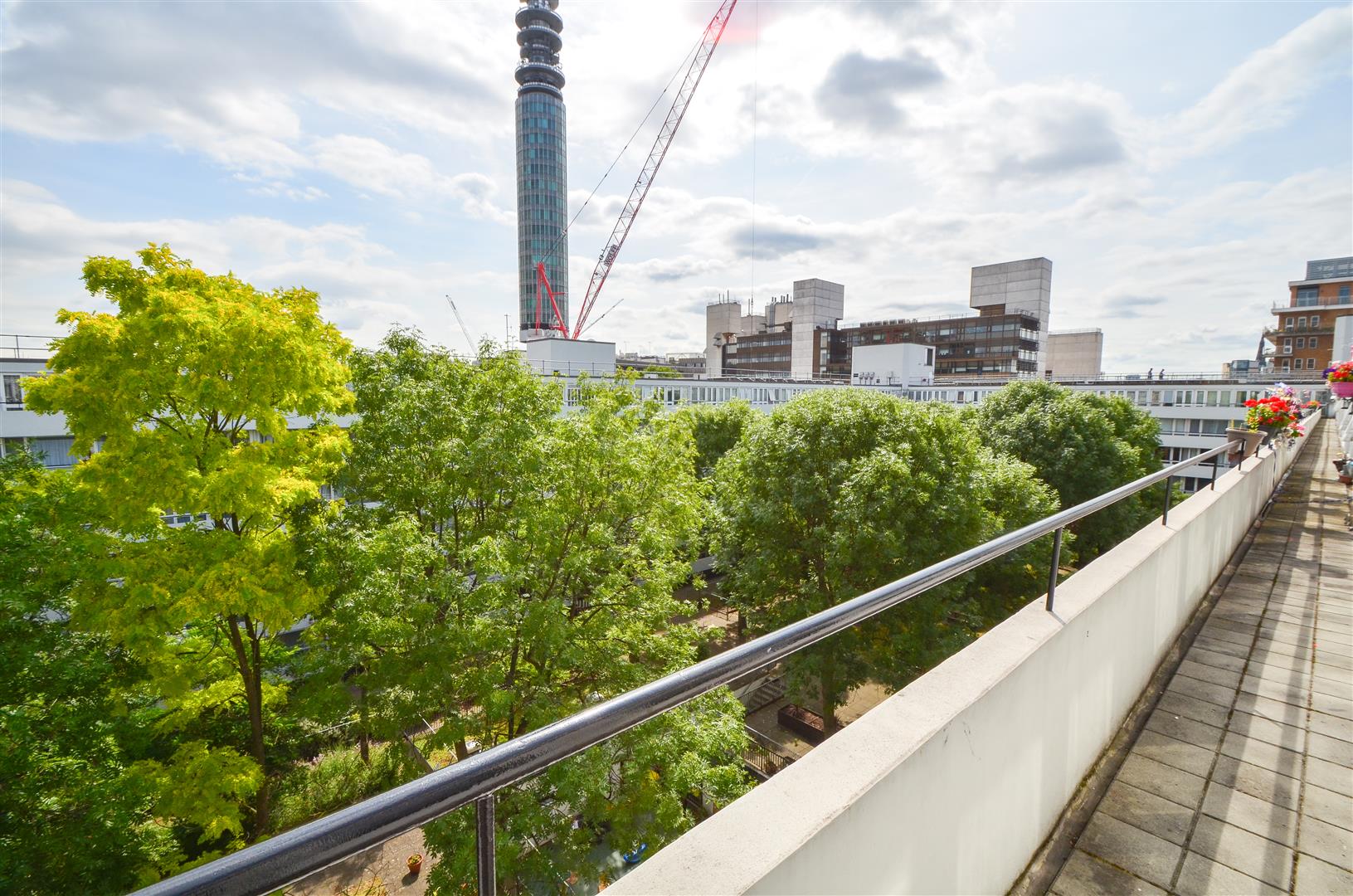 Flat Clipstone Street in City of Westminster