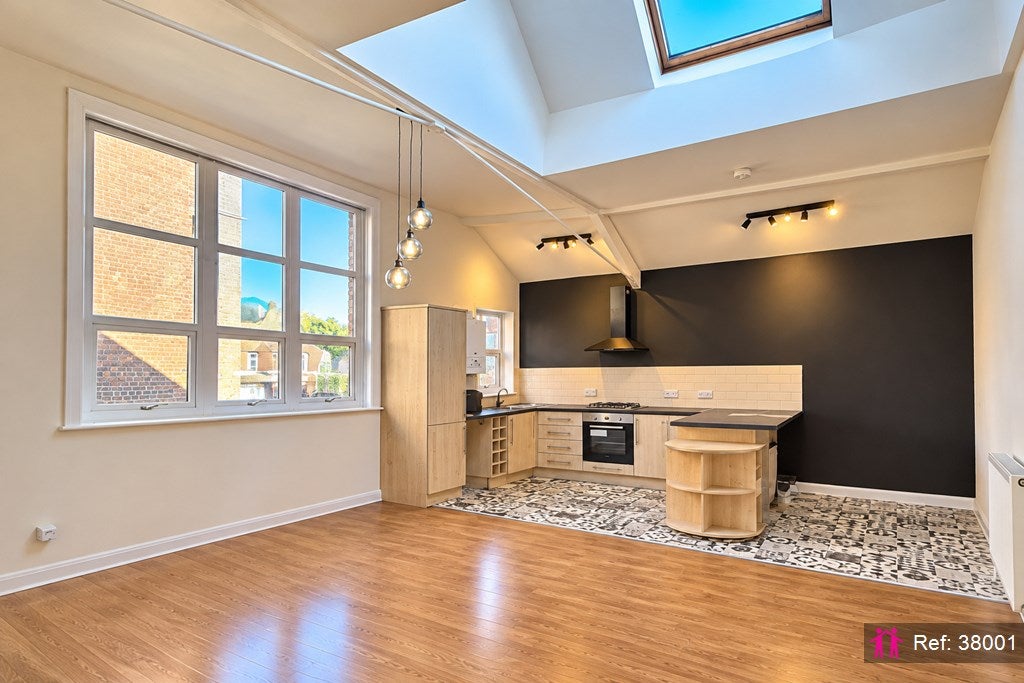 Flat Fleet Street in Tameside