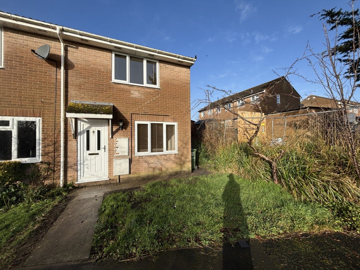 House Dunkerton Close in Glastonbury